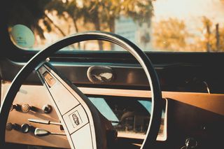 汽车，方向盘，车轮，车辆，运输，汽车，机器，探索