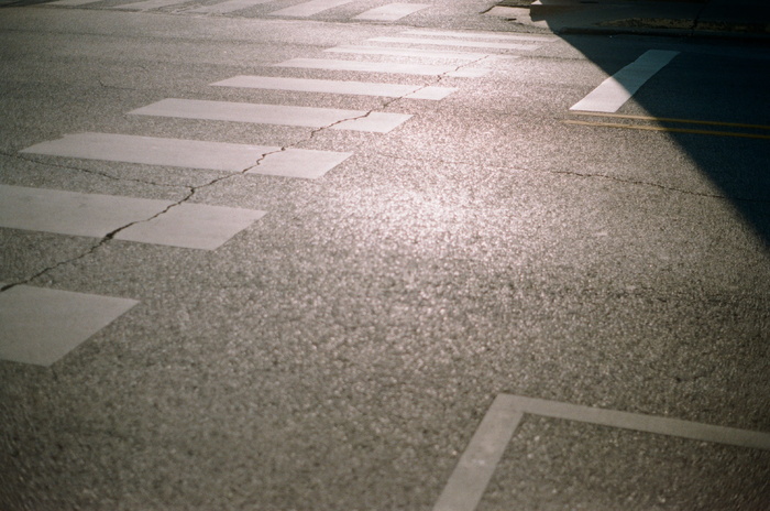 地板、地板、柏油路、沥青、地毯、混凝土、石板、道路