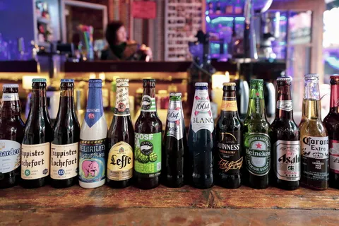 容器,瓶子,酒精,食品和饮料,饮料,茶点,大型物品,选择 容器,瓶子,酒精,食品和饮料,饮料,茶点,大型物品,选择