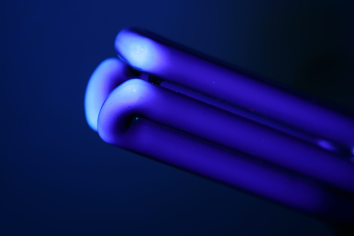 灯泡、蓝色、电力、能源、节能、荧光、摄影棚拍摄、室内