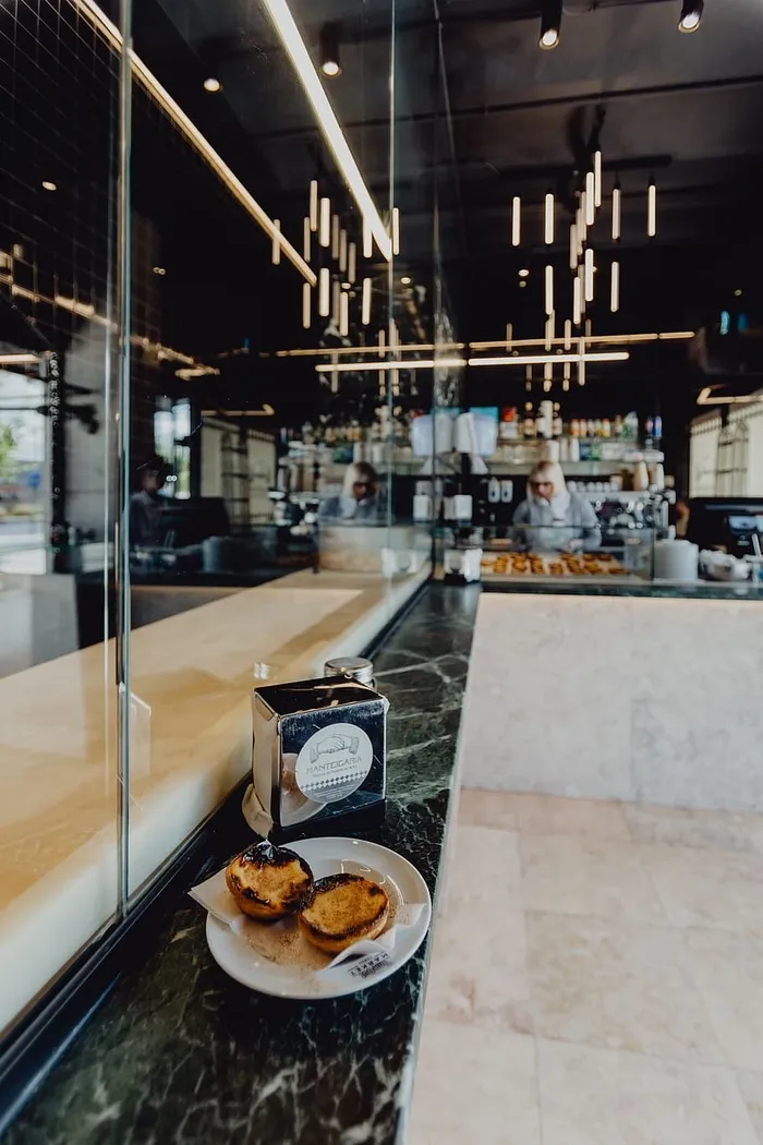 葡萄牙曼特加里亚里斯本的淡粉色纳塔