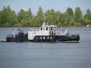 河，拖船，天空，夏天，水，云，平静，桅杆