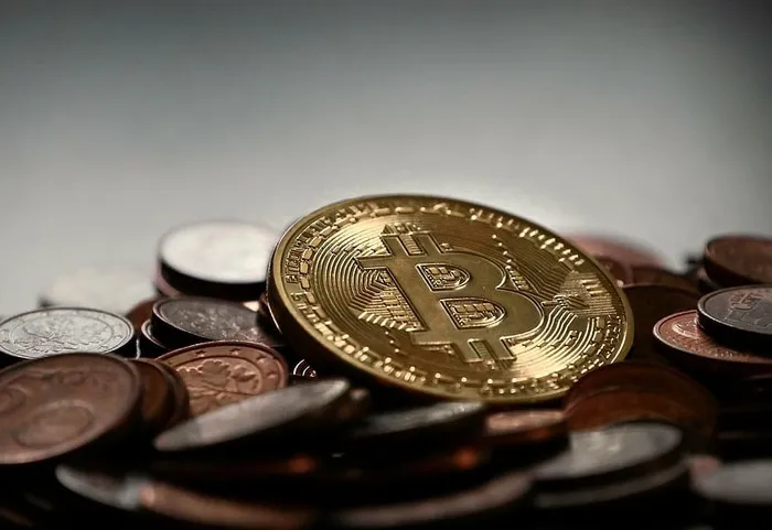 圆形金色比特币，比特币，货币，分散，匿名，货币，黄金，现金