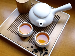 白色，茶壶，两个，陶瓷，杯子，顶部，方形，棕色