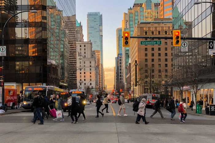 加拿大、温哥华、人群、人民、城市、不列颠哥伦比亚、交通、黄金时段