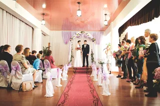 婚礼，刚结婚，情侣，年轻人，一群人，室内，真人，一大群人