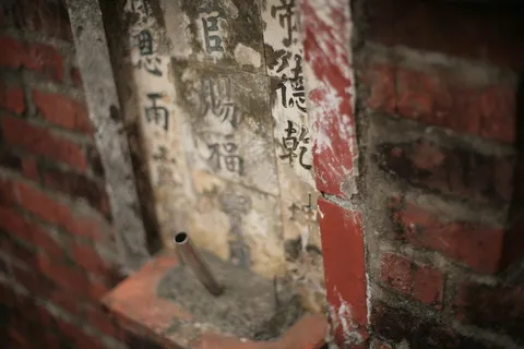 建筑，建筑结构，砖，砖墙，墙-建筑特征，墙，特写，涂鸦