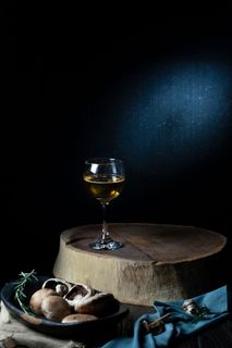 玻璃，高脚杯，饮料，酒精，饮料，酒杯，葡萄酒，啤酒