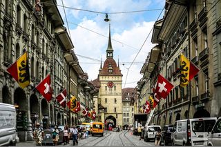 瑞士、伯尔尼、老城、建筑、建筑外观、建筑结构、城市、交通方式