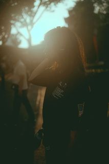 闪光、光线、阳光、人、人、头发、俱乐部、夜总会 闪光、光线、阳光、人、人、头发、俱乐部、夜总会