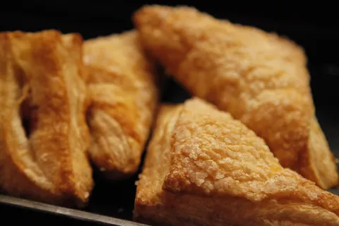 面包房,烘焙,面包,早餐,特写,厨师,牛角面包,烹饪 面包房,烘焙,面包,早餐,特写,厨师,牛角面包,烹饪