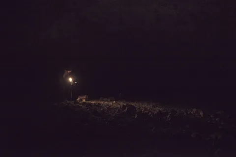 灯光、洞穴、华盛顿东部、探索、夜晚、照明、复制空间、无人 灯光、洞穴、华盛顿东部、探索、夜晚、照明、复制空间、无人