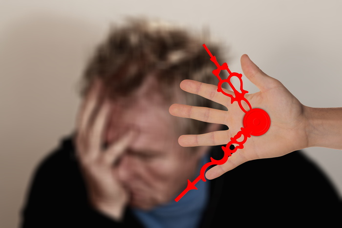 筋疲力尽，超时，手，钟，人，筋疲力尽，不知所措，脸