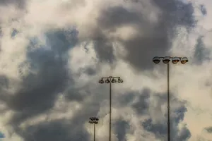 泛光灯、云、灯、风暴、暴风雨天气、灯光、冬季、自然