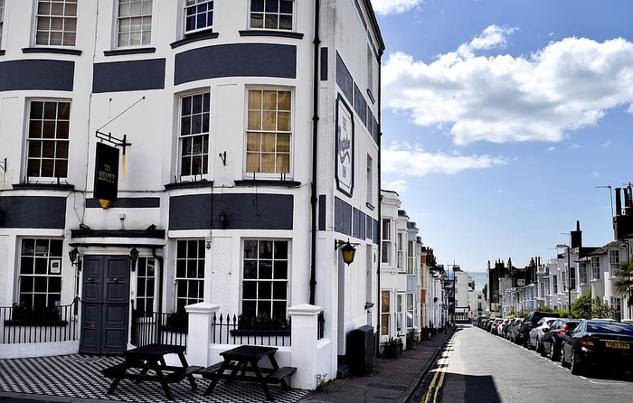 公寓、建筑、明亮、建筑、汽车、日光、门、外部