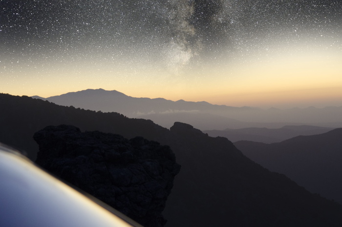 日落时的山脉、山脉、天空、星星、天体摄影、长时间曝光、日落、户外