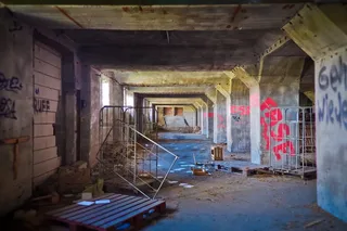 丢失的地方、仓库、库存、假期、照片、旧的、腐烂的、失效的