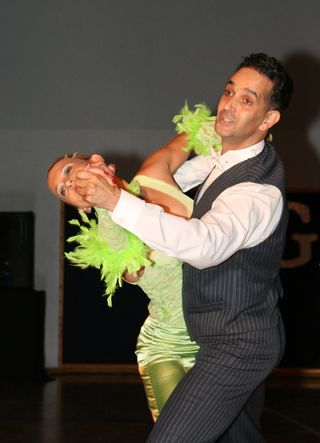 拉丁语，舞蹈，探戈，舞厅，舞伴，人们跳舞，激情，萨尔萨舞