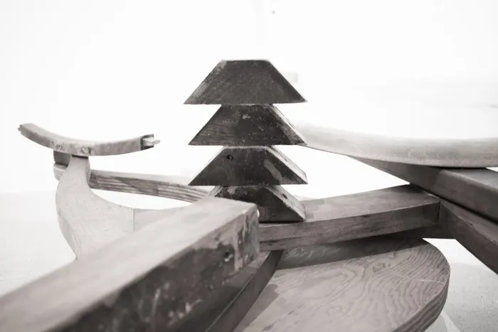 木材、胶合板、桌面、家具、艺术品、水槽水龙头、符号、箭头