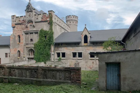 卡帕迪亚城堡,上西里西亚,遗址,建筑,建筑结构,建筑外观,建筑,天空 卡帕迪亚城堡,上西里西亚,遗址,建筑,建筑结构,建筑外观,建筑,天空