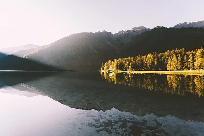 静水