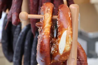 椒盐卷饼，椒盐卷饼，食用，烘焙，laugenbrezeln，咸，好吃，脆