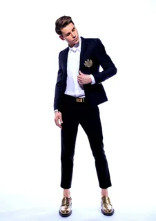 穿西装的男人,服装,男人,小伙子,深色,全长,摄影棚拍摄,年轻人 穿西装的男人,服装,男人,小伙子,深色,全长,摄影棚拍摄,年轻人