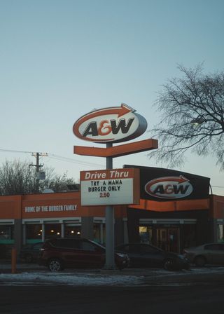 加拿大、萨斯卡通、aandw、快餐、汉堡、通信、文本、标志