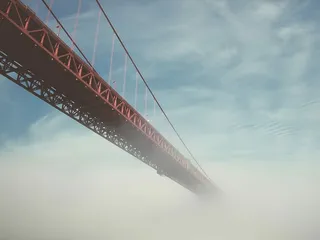 红钢桥白云摄影