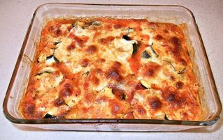 格诺奇，西葫芦，西红柿，食品，大蒜，菜肴，食品和饮料，披萨