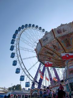 摩天轮、民俗节、年市场、骑行、游乐场、狂欢节、博览会、啤酒节