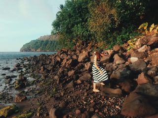 菲律宾，卡米金岛，火山岩，岩石，巨石，帽子，条纹，步行