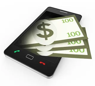 具有代表万维网和网站的Copyspace的手机