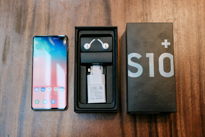 电子产品，手机，手机，手机，文字，iphone，字母表，餐具柜