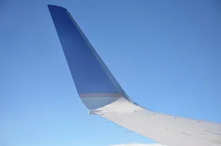 白色，蓝色，飞机尾部特写照片，联合航空公司，航班，飞机，天空，云