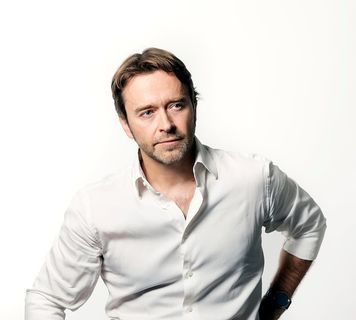 男式白色连衣裙衬衫