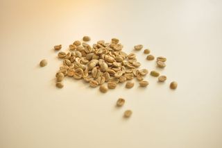 咖啡，芸豆，咖啡豆，全豆，生咖啡，食品和饮料，食品，摄影棚拍摄