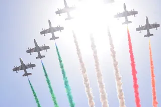 阅兵，飞行，意大利杂技队，飞行器，飞机，运输，飞行，运输方式