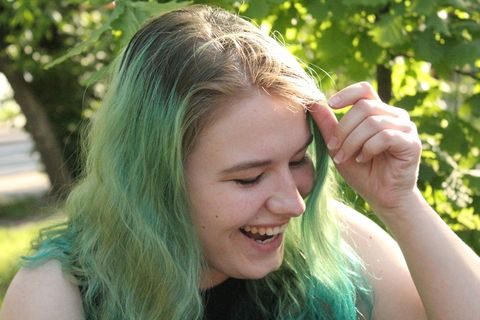 女孩，欢乐，笑声，头像，肖像，头发，年轻人，微笑