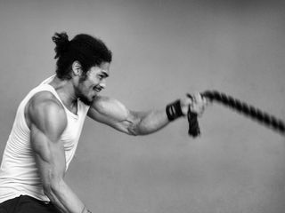 荷兰，艾塞尔斯坦，力量，力量训练，战绳，人，动作，肌肉