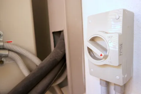 on、power、electric、electric、energy、electrical、voltage、industrial