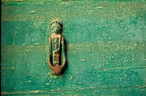 开裂的油漆、门环、铁锈、意大利、门、入口、绿色、木质材料