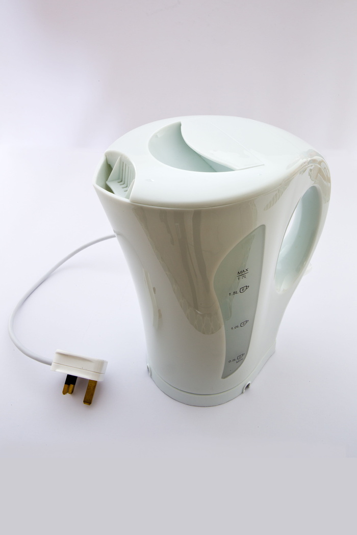 白色电热壶，电热壶，塑料，白色，器具，茶壶，煮沸，热水
