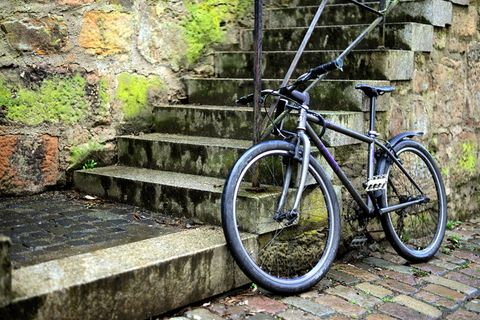 自行车、熄火、楼梯、市中心、道路、交通、公园、停车位