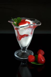 冰淇淋、甜点、夏季、草莓、甜食、食物、甜食、水果