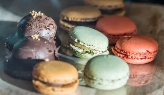 拼盘，法式，杏仁饼，杏仁饼，蛋白酥皮，甜点，食物