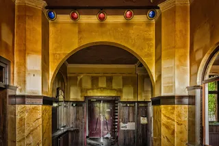 失去的地方，空间，空的，离开，去浪费，照片，黄色，结束