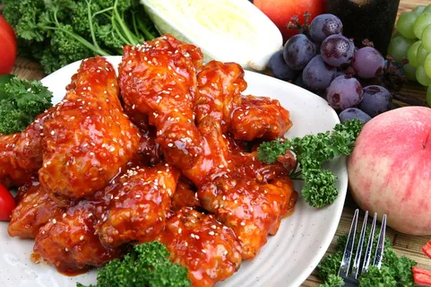 韩国炸鸡、鸡肉、麻辣鸡、食品和饮料、食品、健康饮食、新鲜度、健康 韩国炸鸡、鸡肉、麻辣鸡、食品和饮料、食品、健康饮食、新鲜度、健康