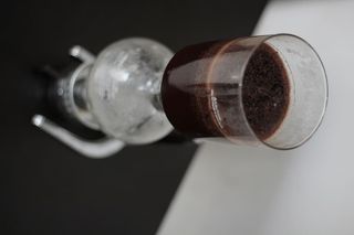 虹吸、咖啡、墨西哥、啤酒、水、摄影棚拍摄、室内、食品和饮料