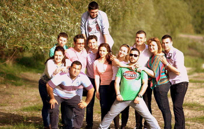 帮派，友谊，伙伴，欢乐，爱情，有趣，男人，男人